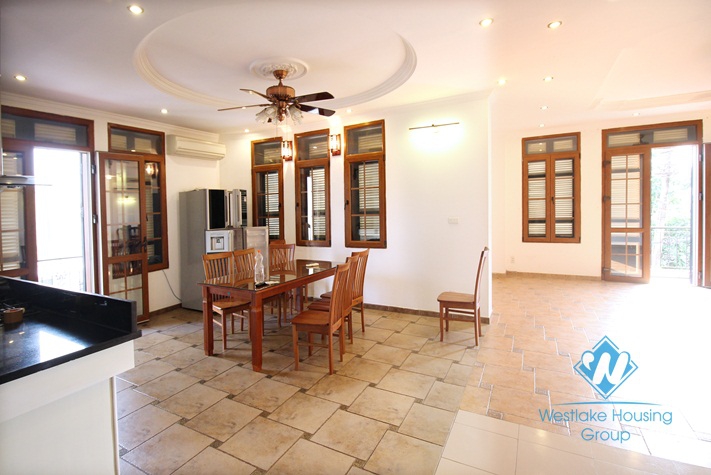 A nice house for rent with lake view in Tay Ho